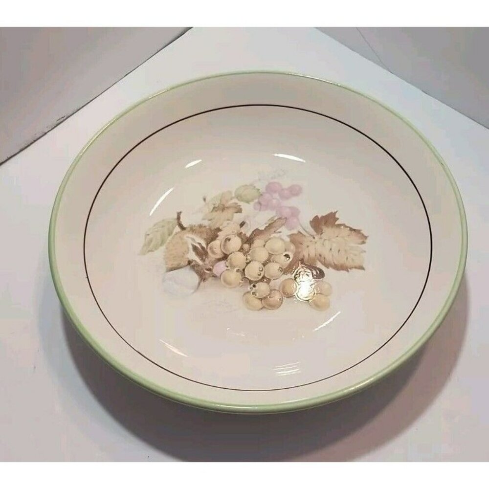 Vtg Primula Handmade In Italy Serving/Pasta Bowl with Grapes Diameter 12"